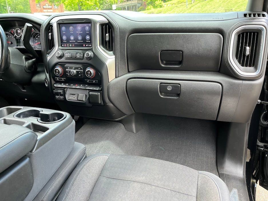 Used 2019 Chevrolet Silverado 1500 LT w/ All-Star Edition AWD/4WD image 38