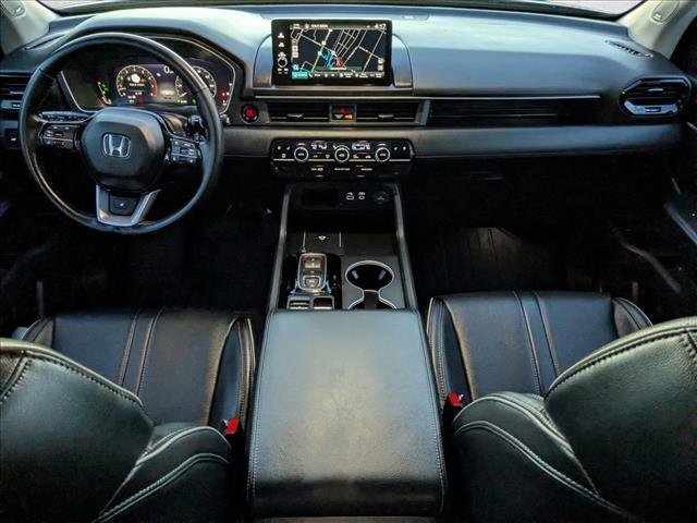 Used 2025 Honda Pilot Elite image 21