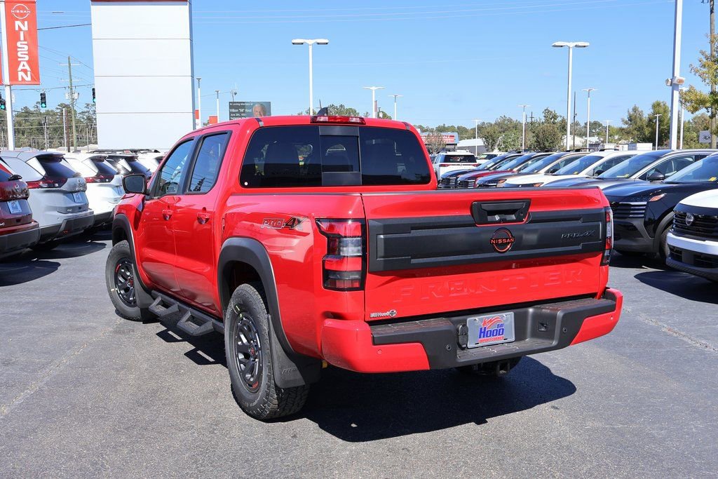 New 2026 Nissan Frontier PRO-4X w/ Pro-4x Convenience Package image 2
