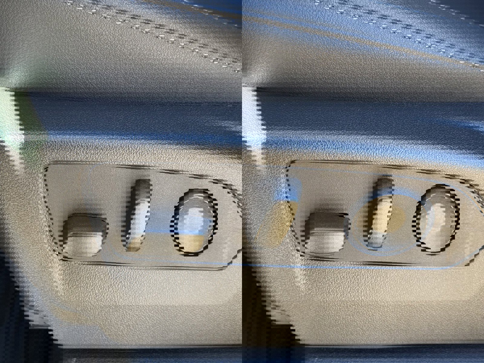 New 2026 Chevrolet Silverado 3500 LTZ w/ LTZ Convenience Package image 20