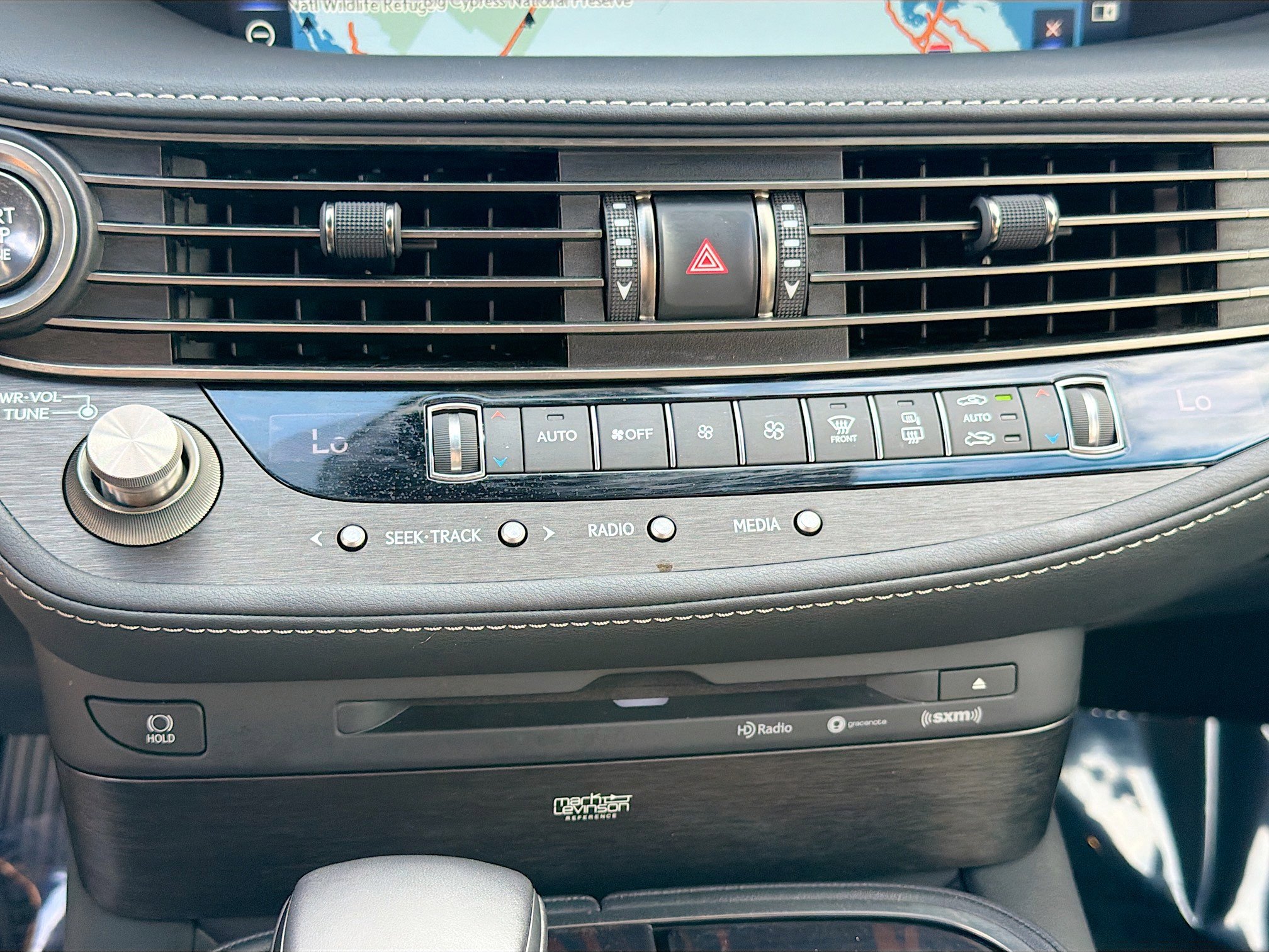 Used 2019 Lexus LS 500 AWD image 31