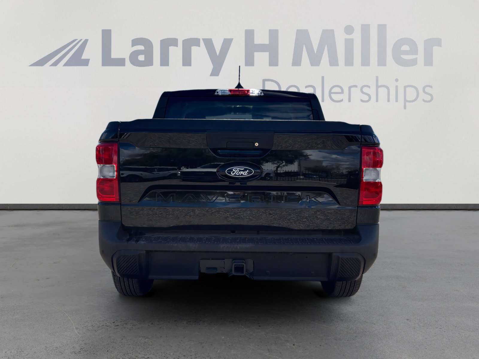 New 2025 Ford Maverick XLT w/ XLT Luxury Package image 4