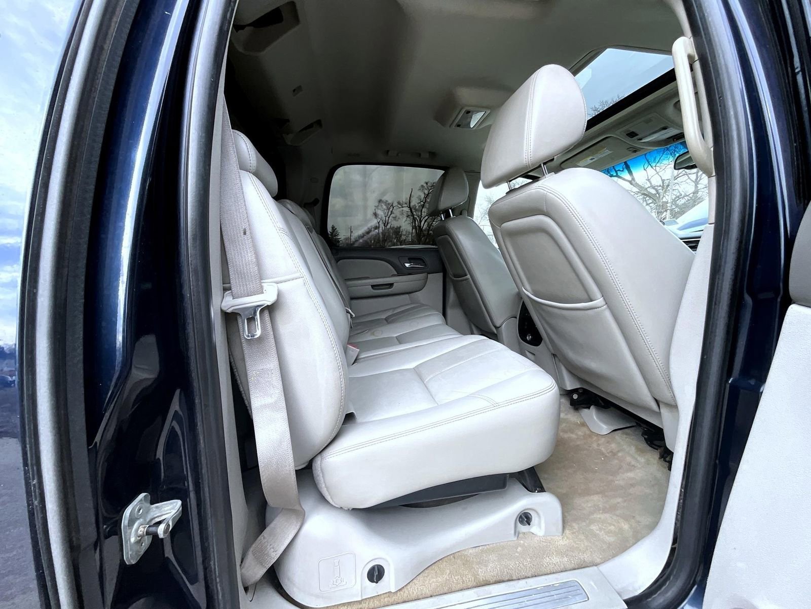 Used 2007 Chevrolet Avalanche LT w/ LT Preferred Equipment Group AWD/4WD image 19