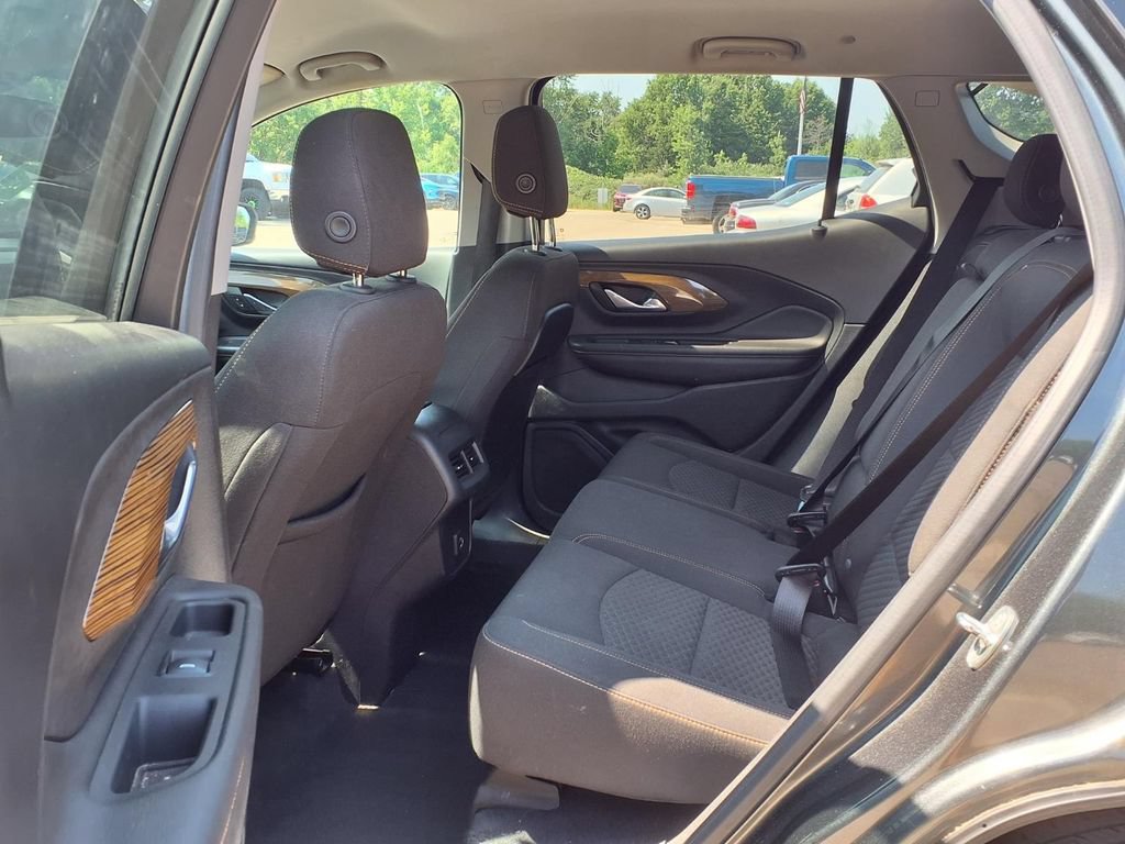 Used 2020 GMC Terrain SLE w/ Driver Convenience Package AWD/4WD image 10