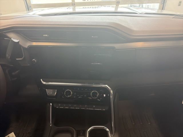New 2026 GMC Sierra 3500 Denali w/ Technology Package image 34