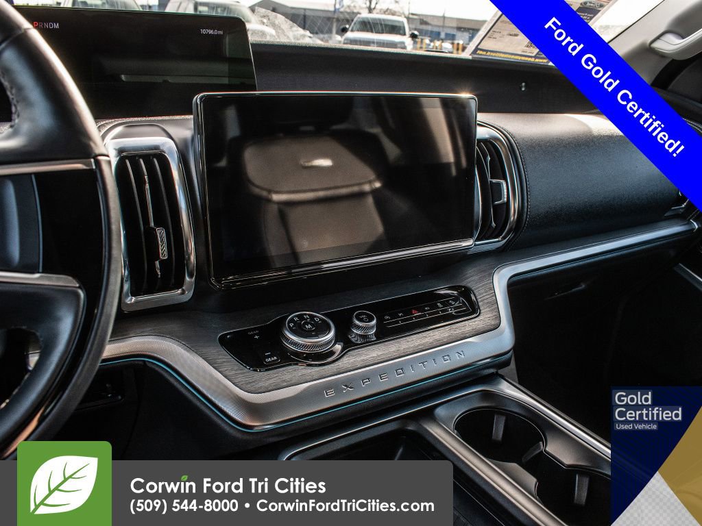 Used 2025 Ford Expedition Max Platinum image 21