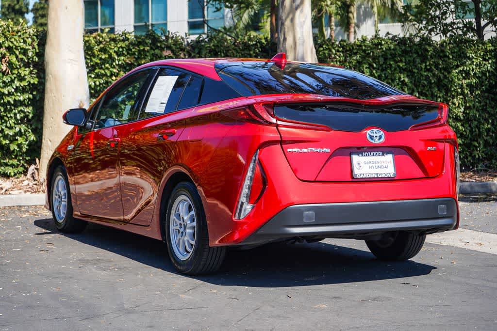 Used 2020 Toyota Prius Prime XLE FWD image 4
