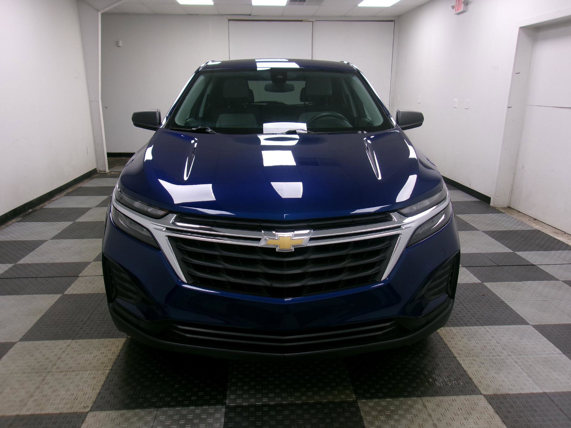 Certified 2023 Chevrolet Equinox LS AWD/4WD image 15
