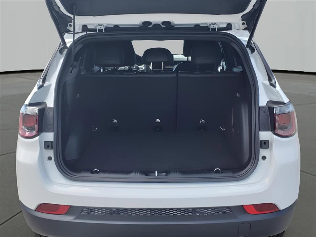 Used 2023 Jeep Compass Altitude w/ Sun and Sound Group image 10