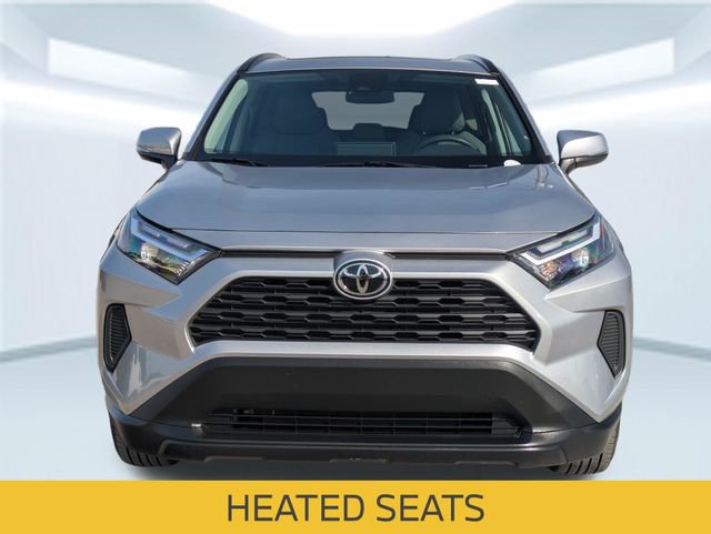 Used 2025 Toyota RAV4 XLE w/ Convenience Package FWD image 11