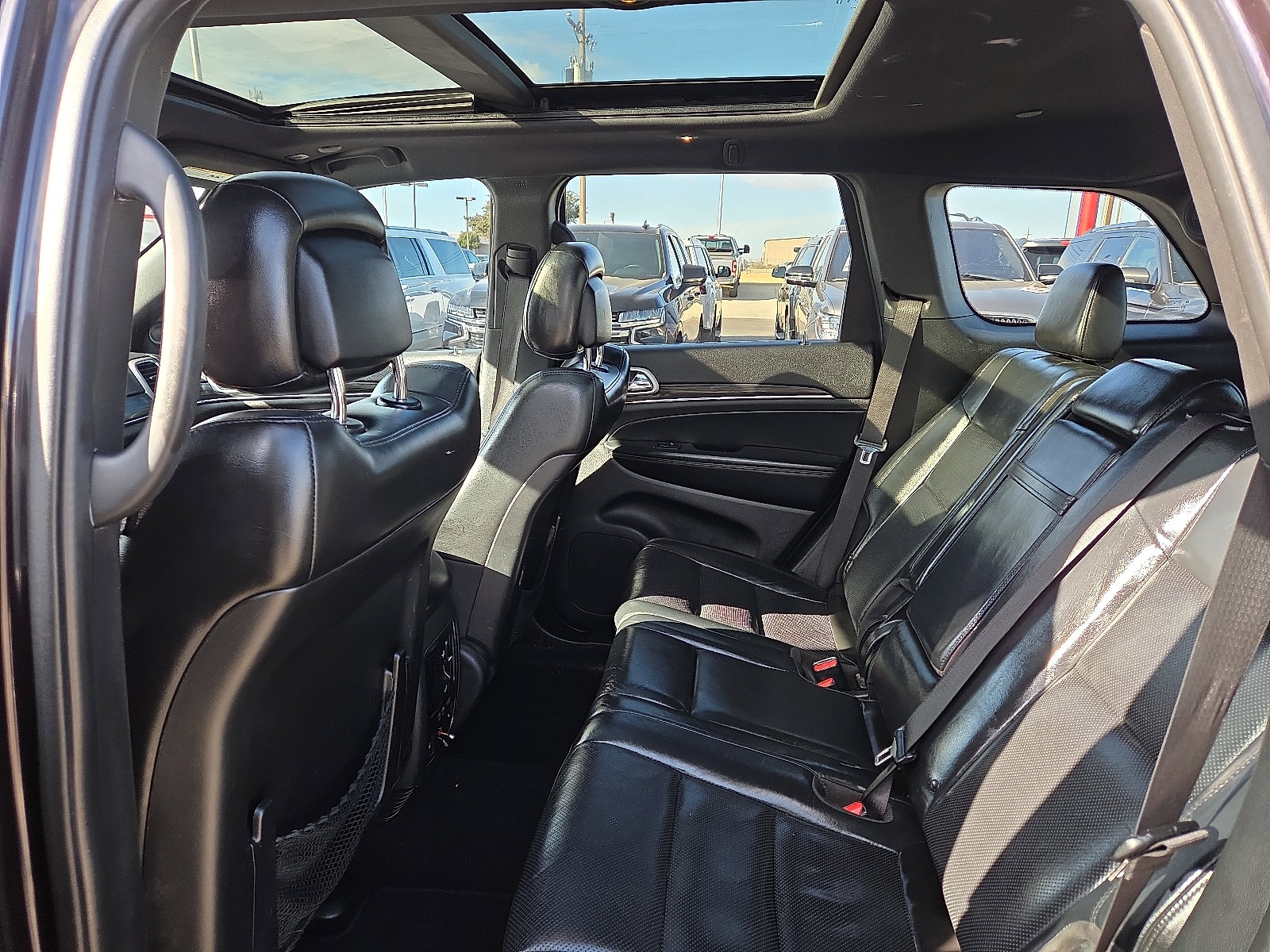 Used 2021 Jeep Grand Cherokee Limited w/ Luxury Group II image 9