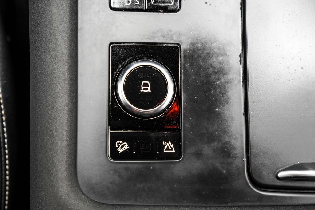 Used 2022 Land Rover Discovery HSE R-Dynamic image 25