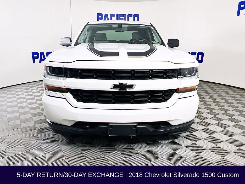 Used 2018 Chevrolet Silverado 1500 Custom image 2