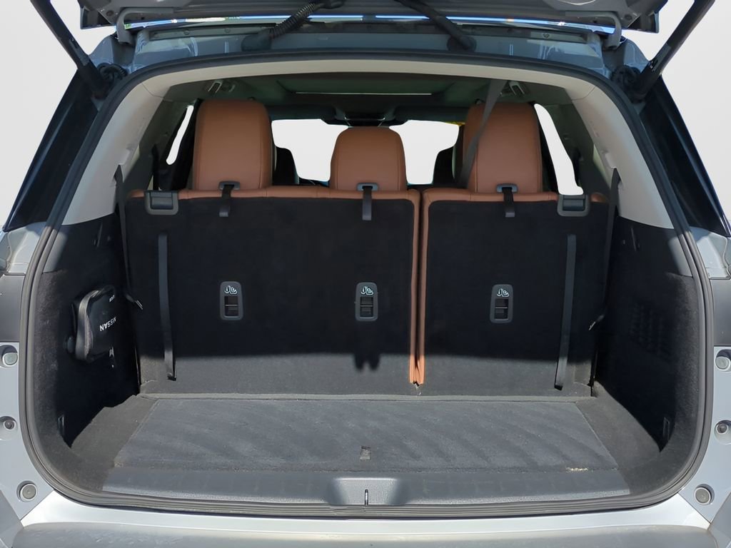 Certified 2022 Nissan Pathfinder Platinum w/ Cargo Package image 13