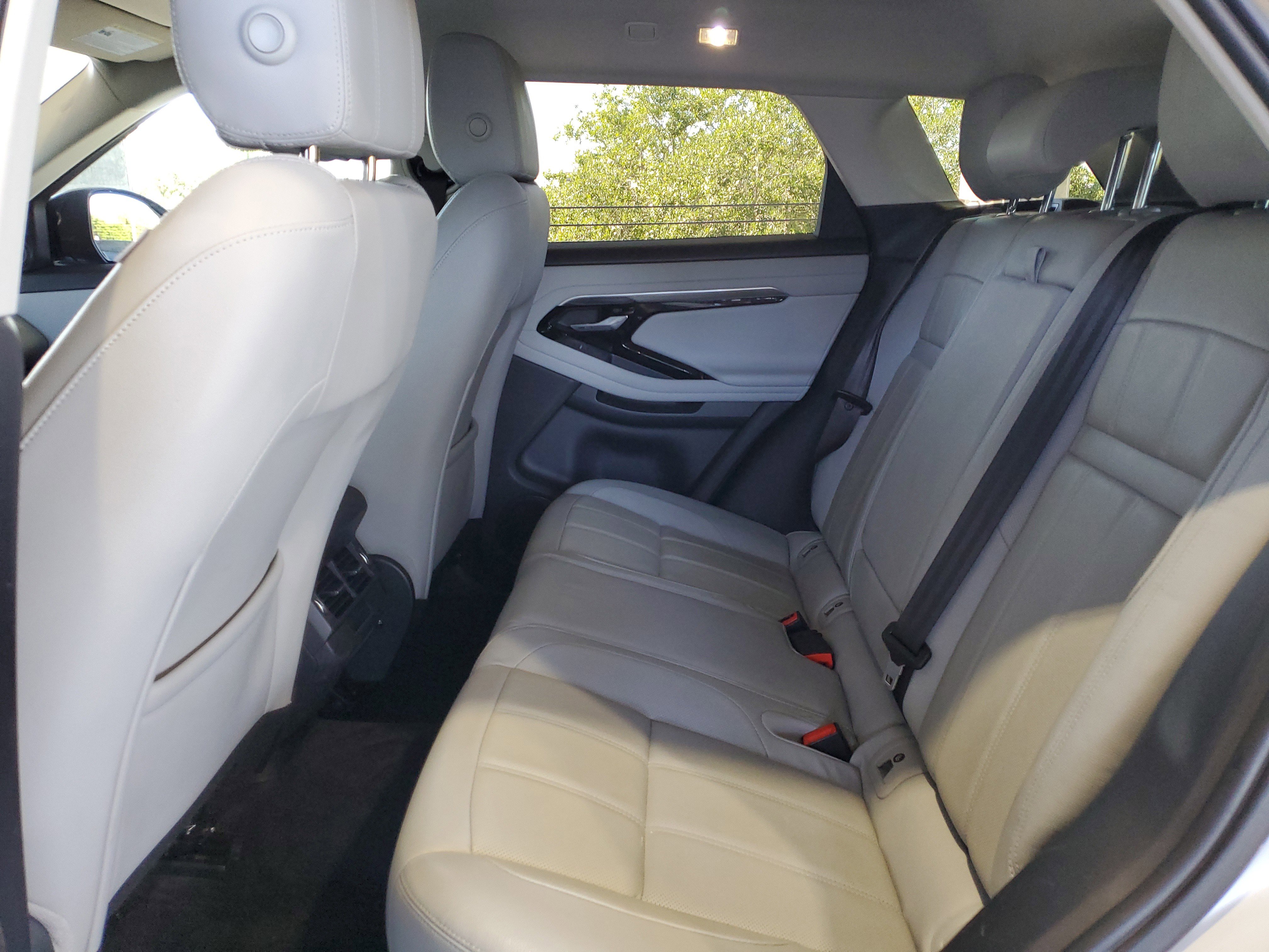Used 2020 Land Rover Range Rover Evoque S AWD/4WD image 11