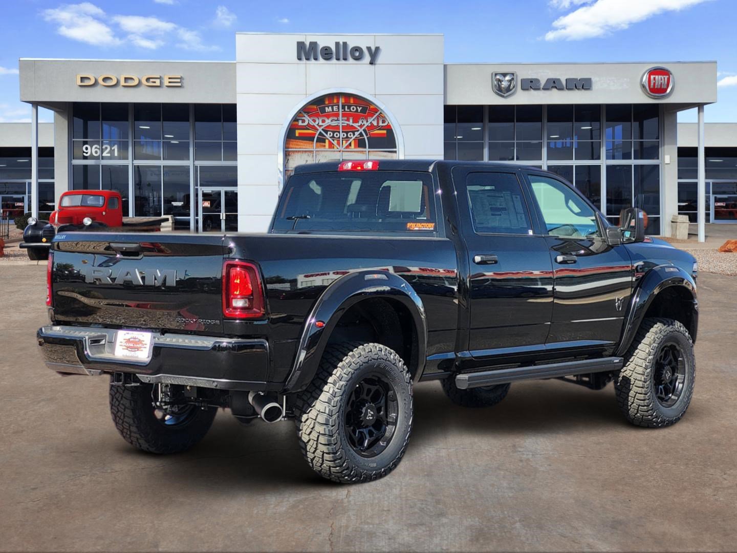 New 2026 RAM 2500 Big Horn AWD/4WD image 4