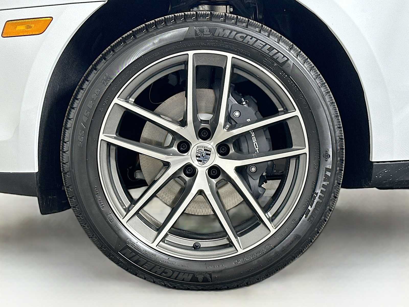 New 2026 Porsche Macan AWD/4WD image 32