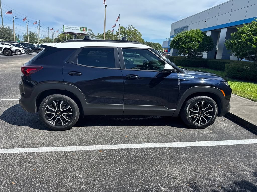 Used 2021 Chevrolet TrailBlazer ACTIV w/ Technology Package FWD image 17