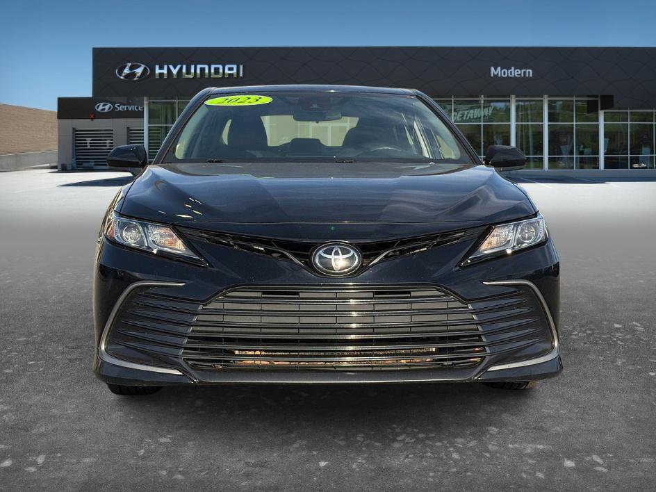 Used 2023 Toyota Camry LE image 2