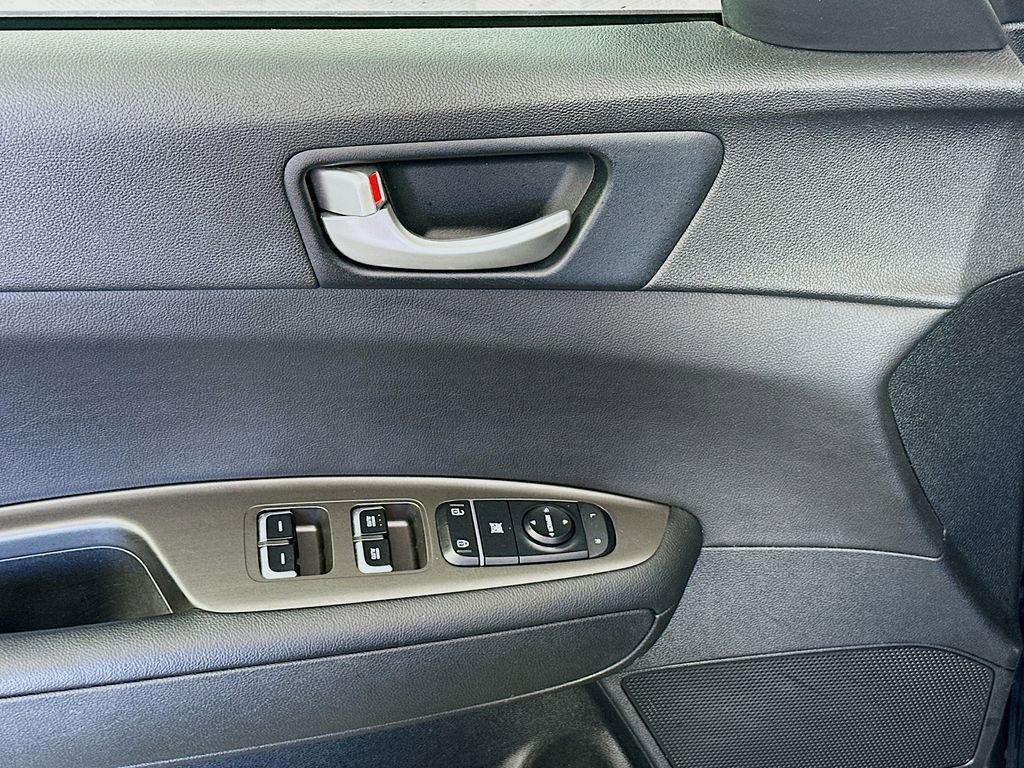 Used 2020 Kia Optima SE image 17