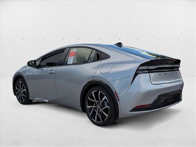 New 2026 Toyota Prius Plug-In Hybrid FWD image 8