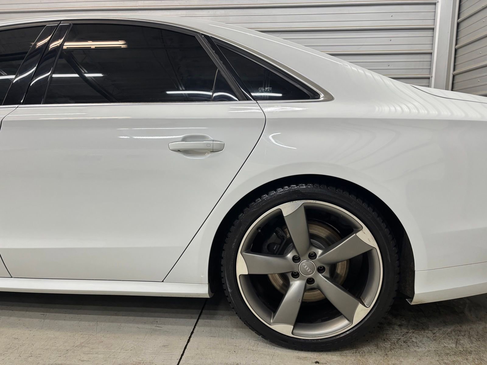 Used 2013 Audi S8 AWD/4WD image 8