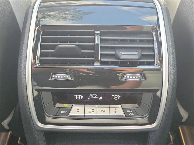 Used 2023 BMW X7 xDrive40i w/ Premium Package image 16