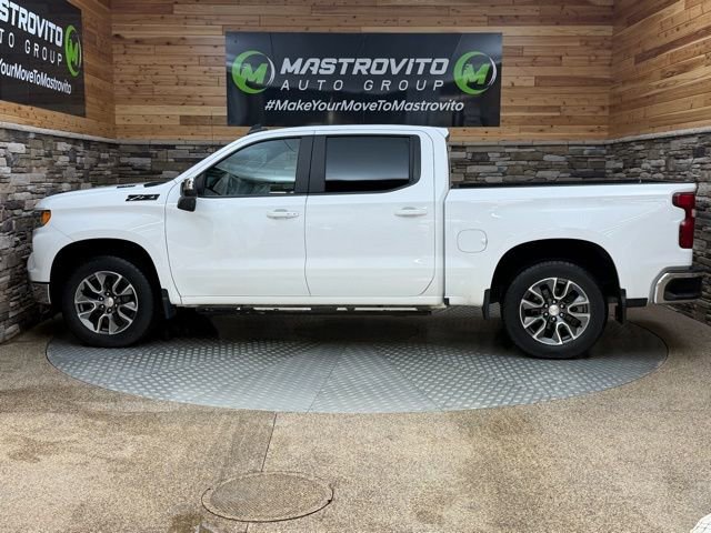 Used 2022 Chevrolet Silverado 1500 LT image 6