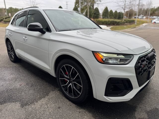 Certified 2025 Audi SQ5 Premium Plus w/ Premium Plus Package AWD/4WD image 5