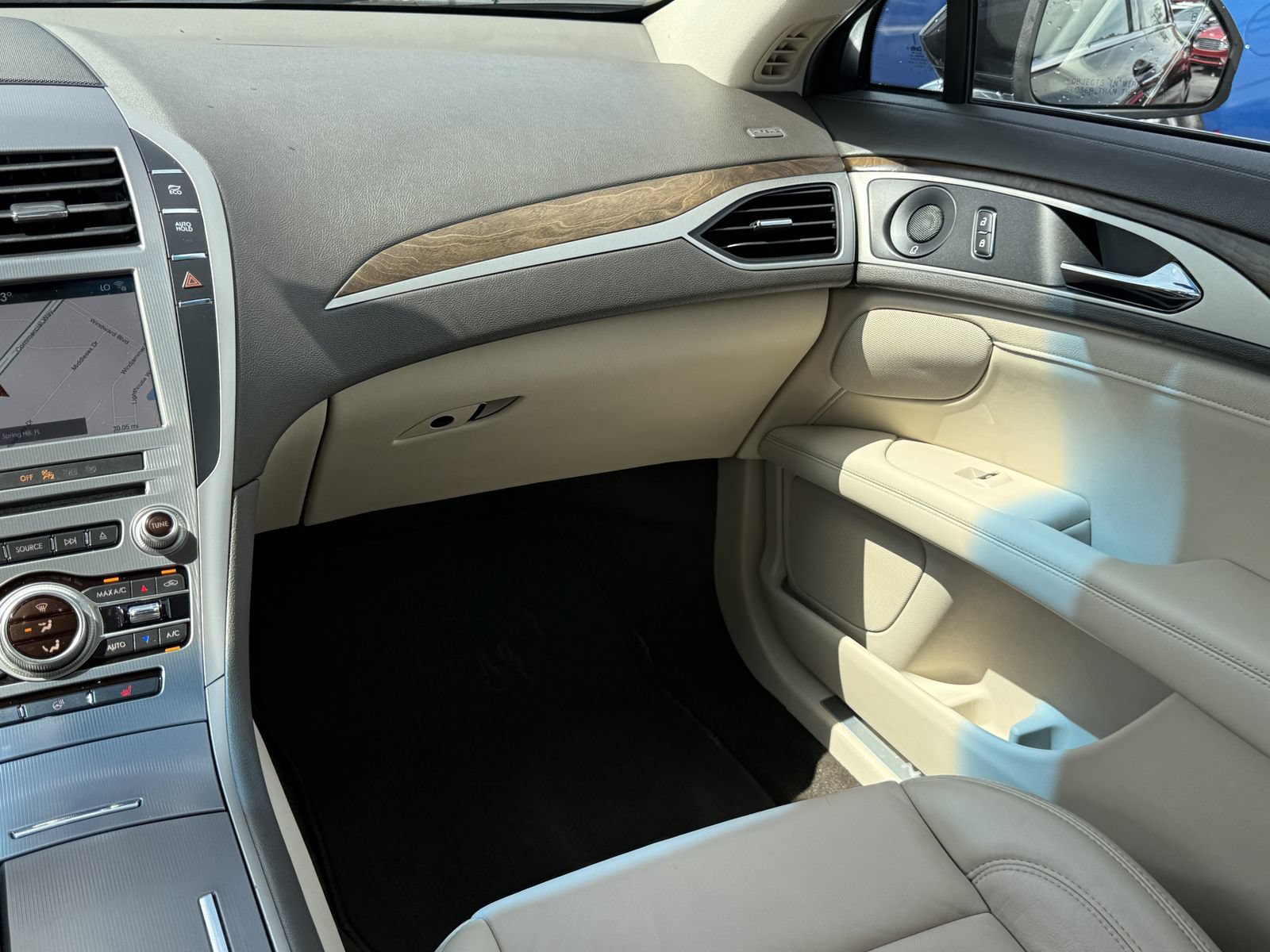 Used 2019 Lincoln MKZ Reserve w/ Reserve Plus Package FWD image 21