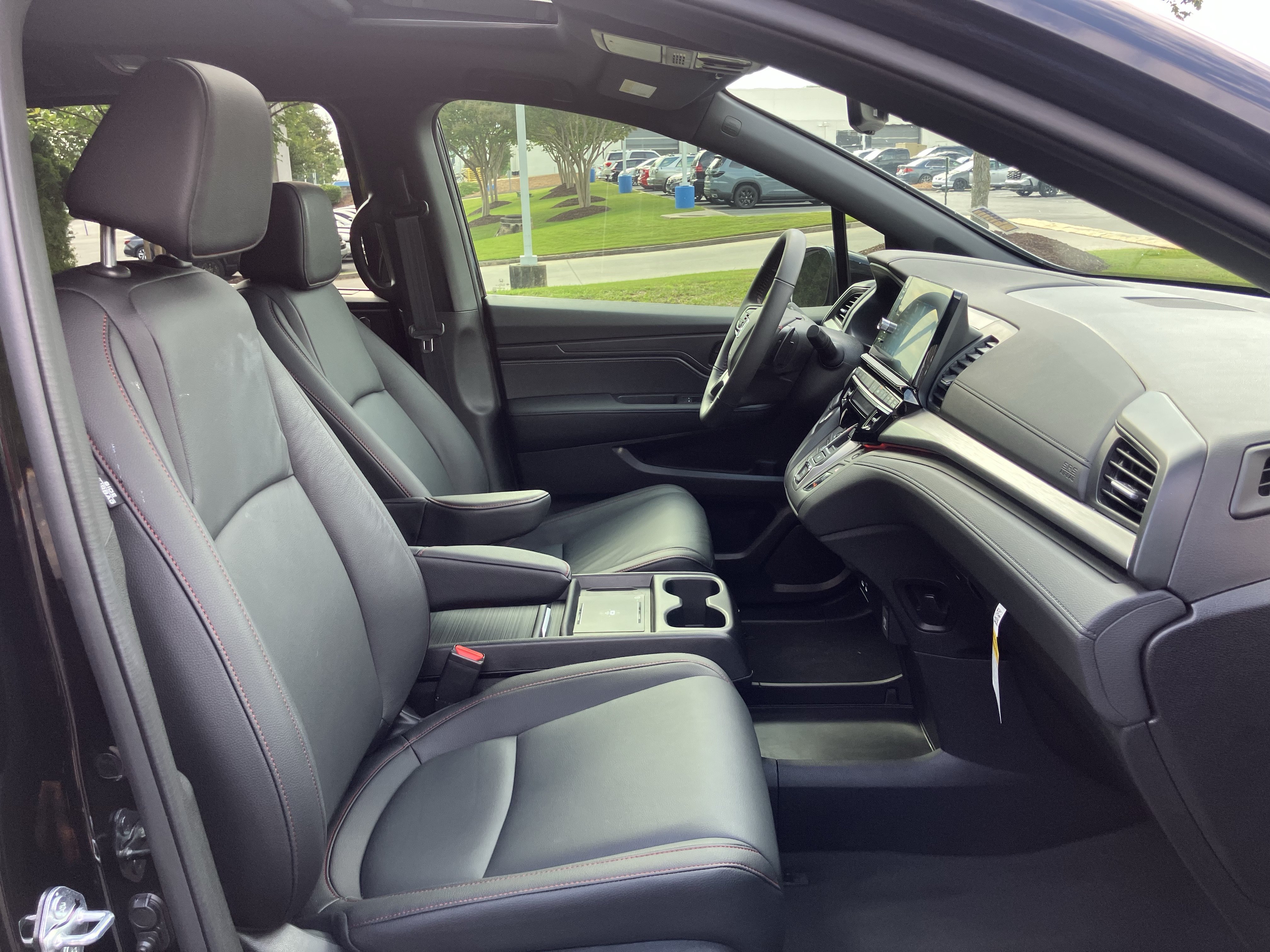 Certified 2026 Honda Odyssey Sport-L image 36