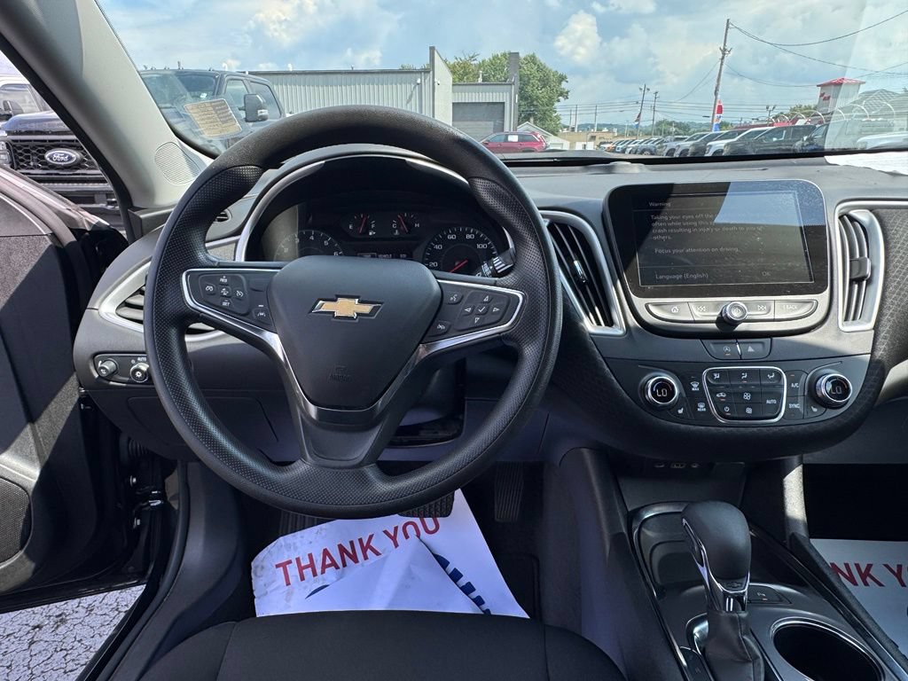 Used 2025 Chevrolet Malibu LT FWD image 21