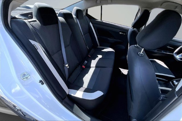Used 2021 Nissan Versa SV FWD image 23