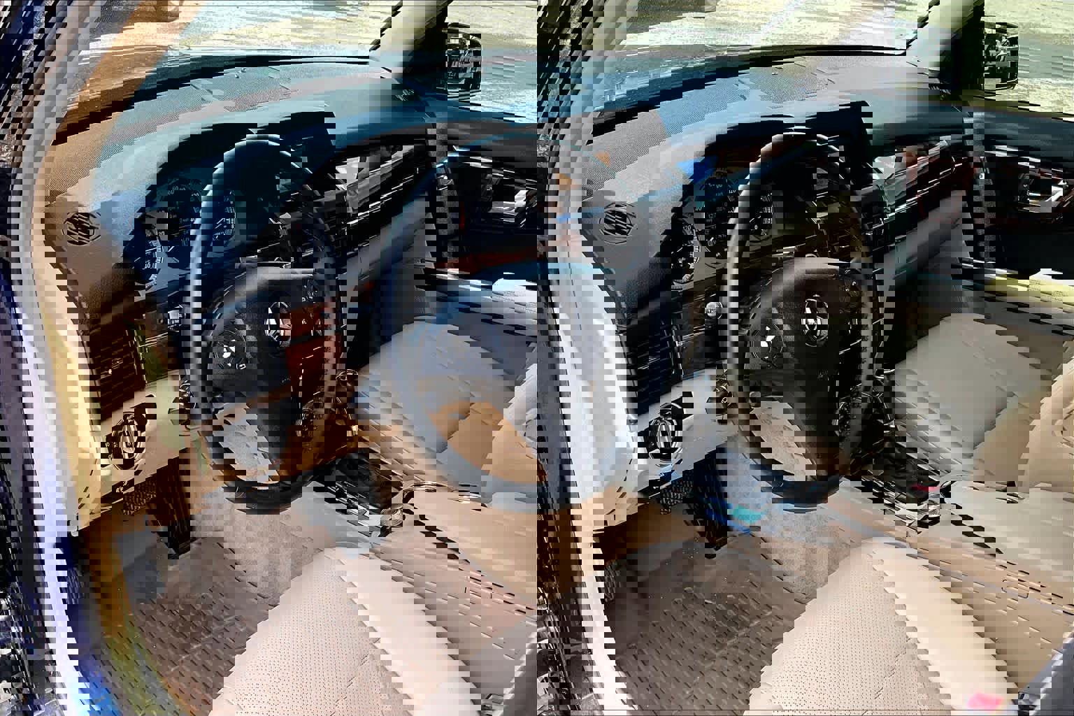 Used 2012 Mercedes-Benz GLK 350 2WD image 17