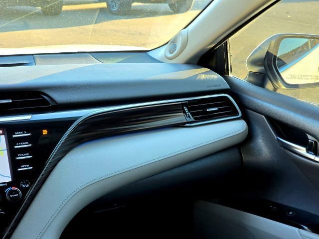 Used 2020 Toyota Camry XLE w/ Navigation Package AWD/4WD image 22