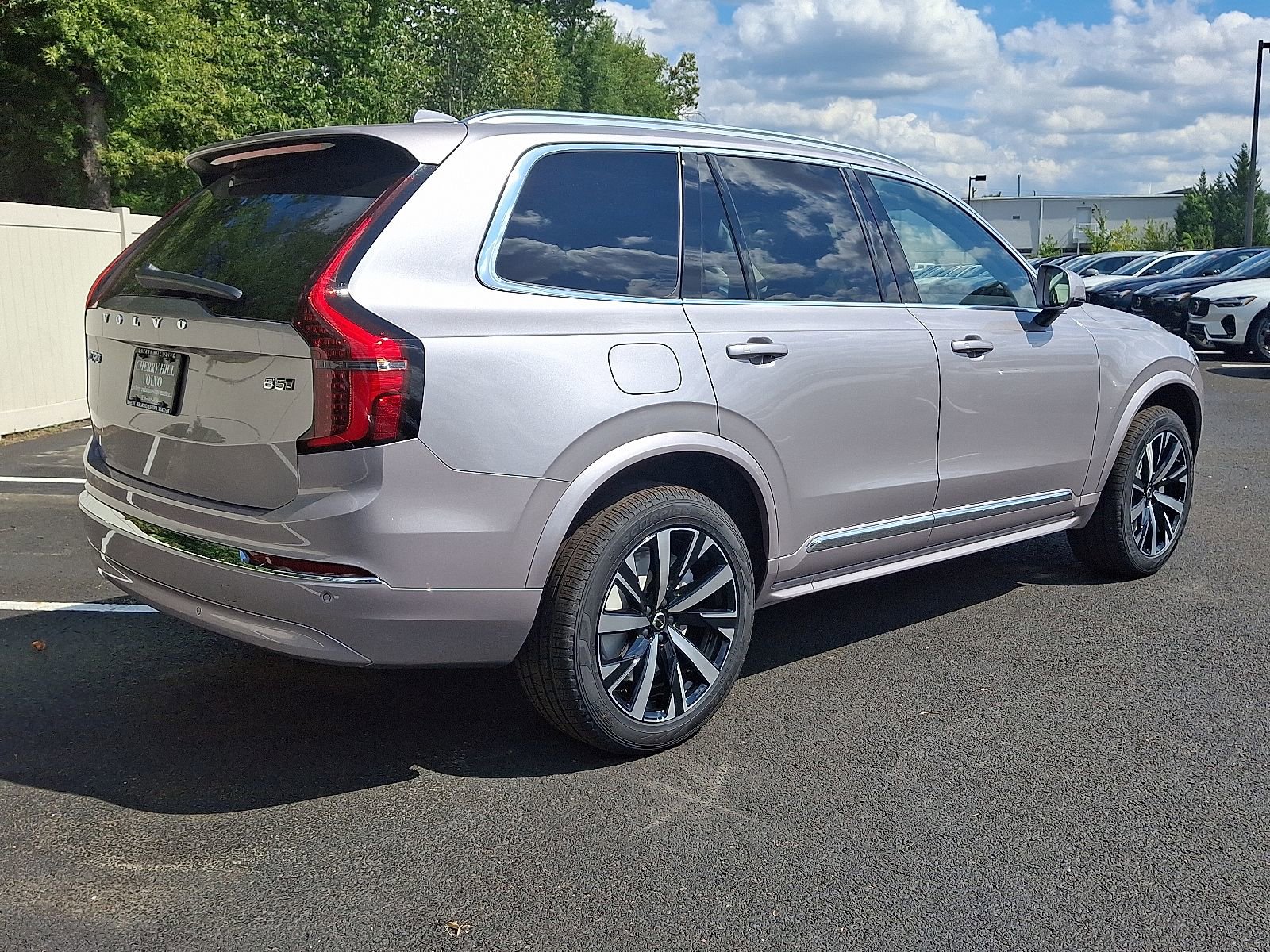 New 2026 Volvo XC90 B5 Core w/ Protection Package image 6