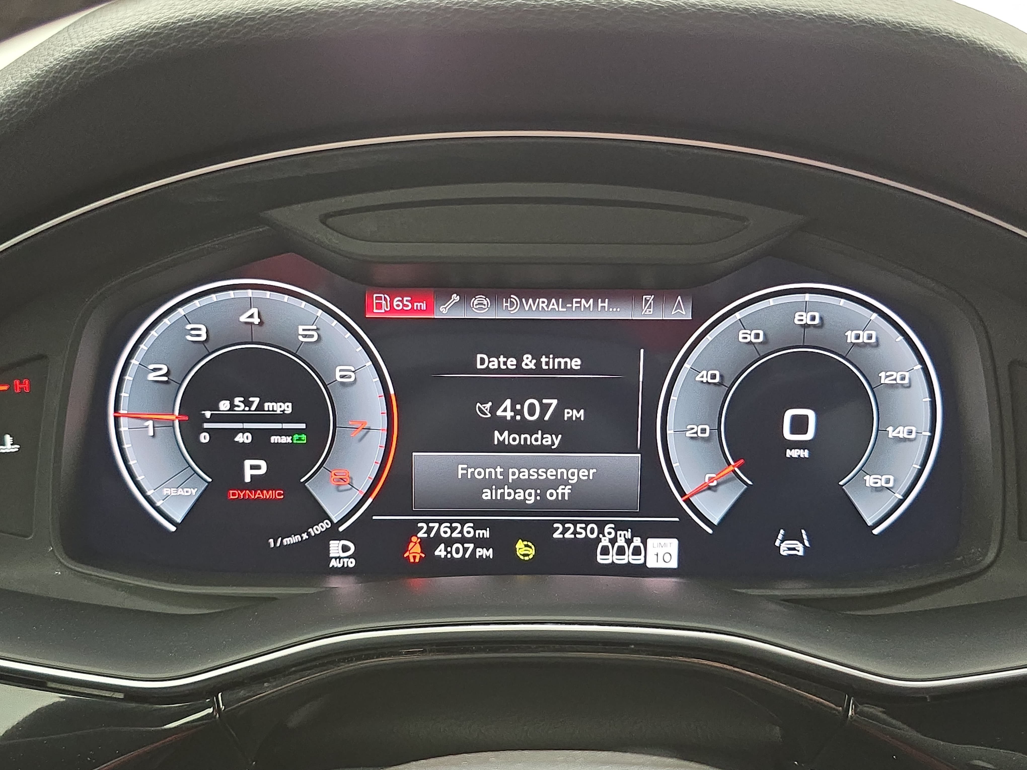 Used 2024 Audi Q8 Premium Plus AWD/4WD image 19