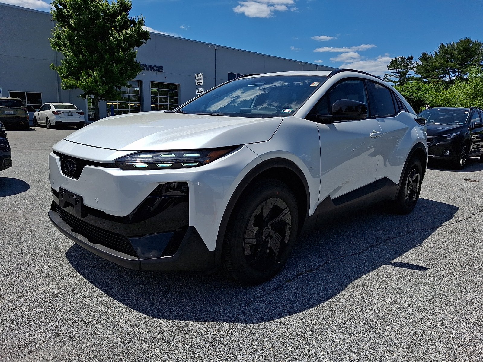 New 2026 Subaru Uncharted AWD image 2