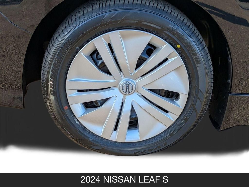 Certified 2024 Nissan Leaf S w/ Protection Package FWD image 11