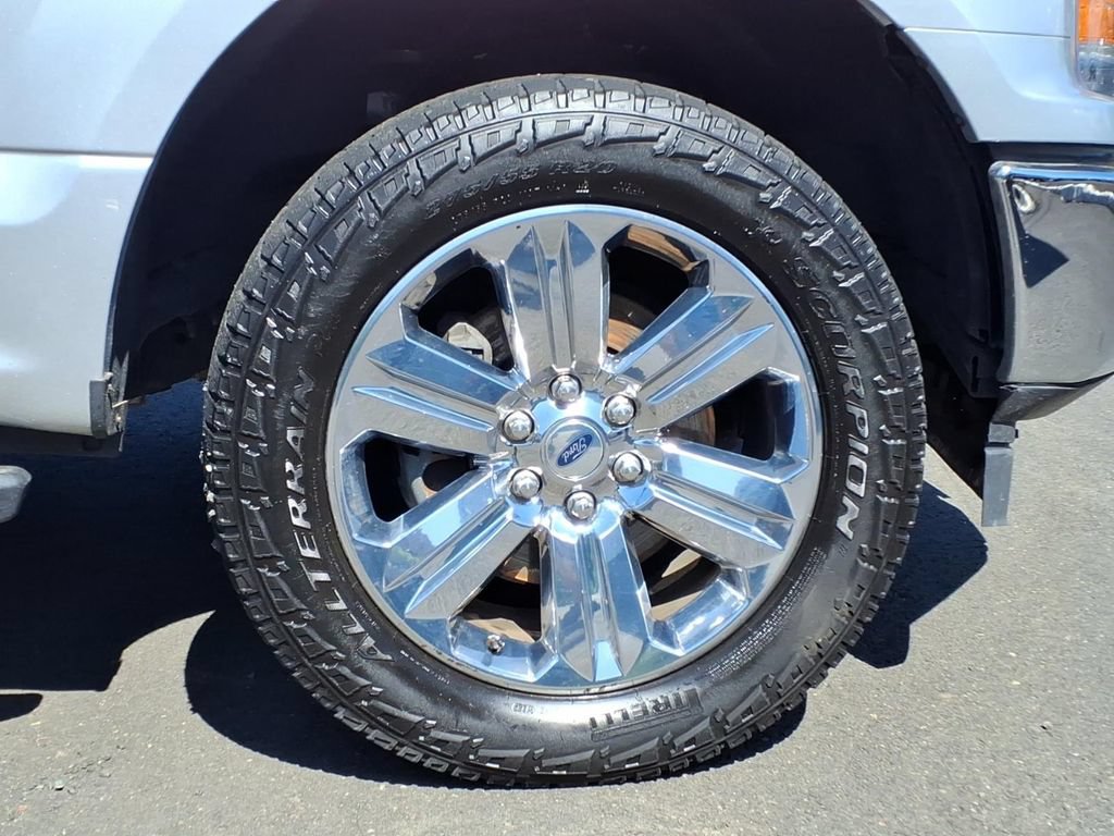 Used 2019 Ford F150 XLT w/ Equipment Group 302A Luxury AWD/4WD image 9