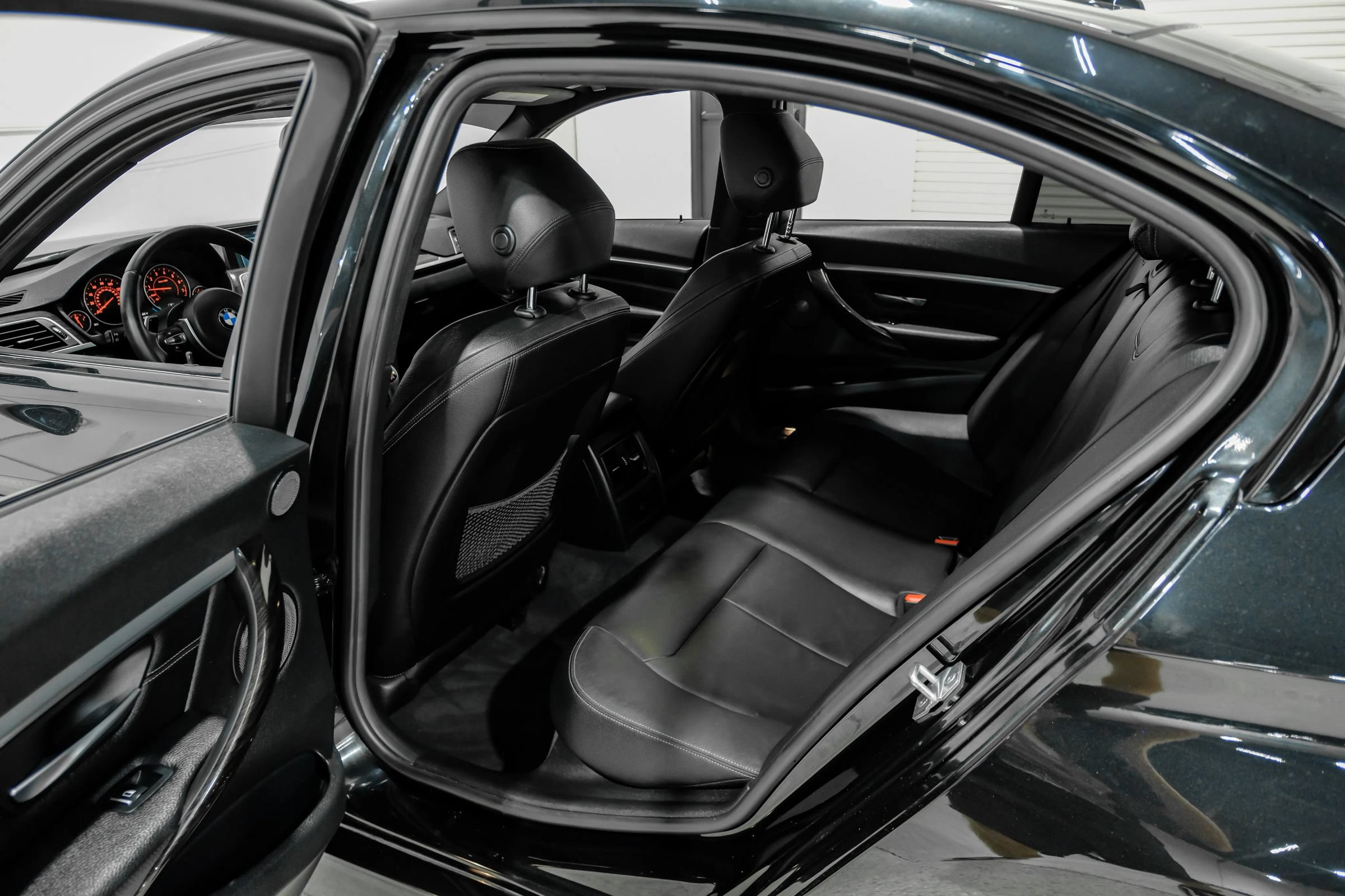 Used 2017 BMW 340i Sedan RWD image 47