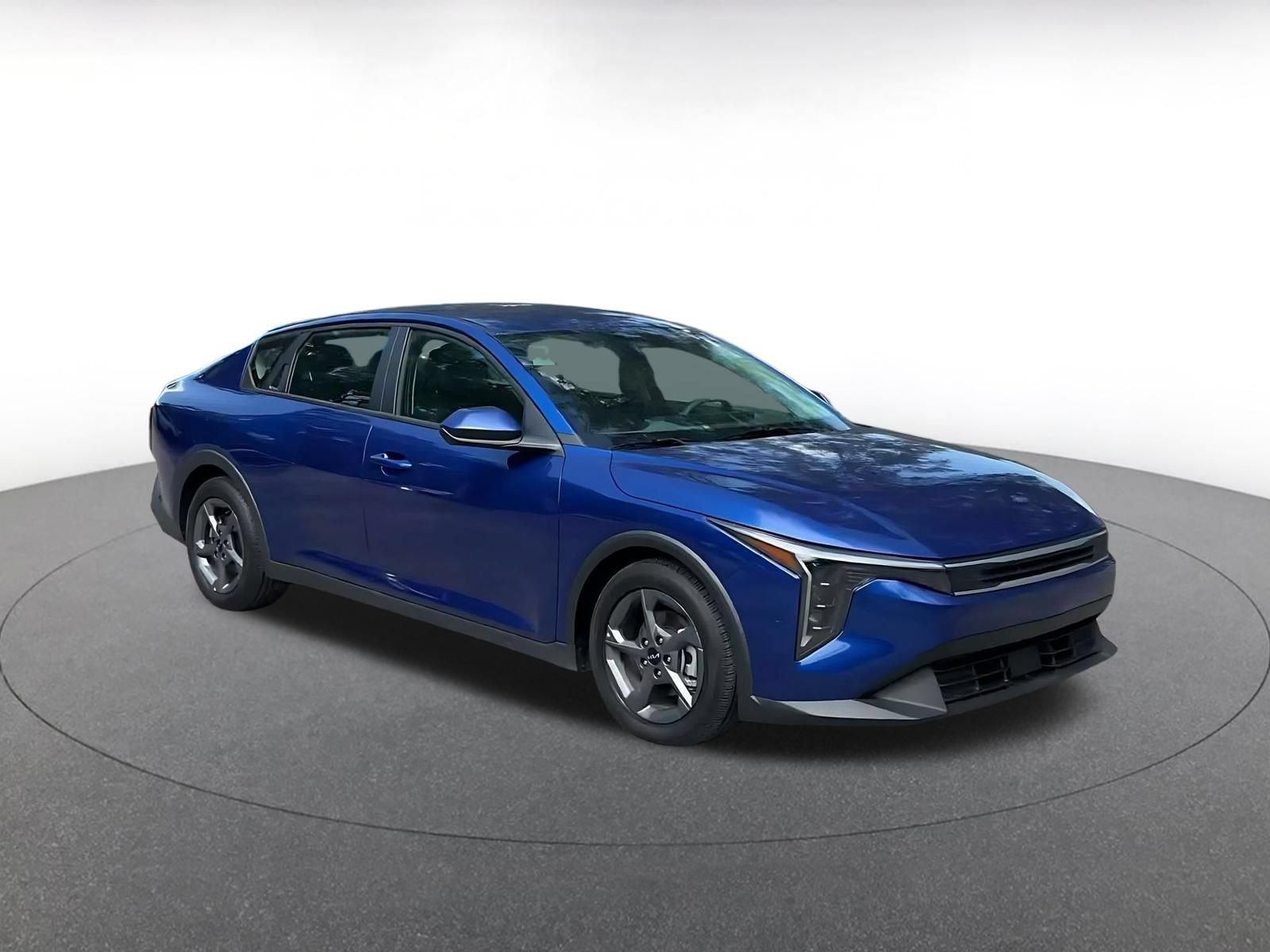 Used 2025 Kia K4 FWD image 3