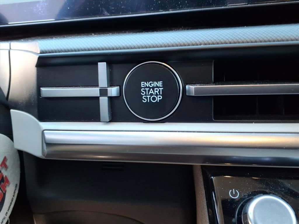 Certified 2024 Hyundai Santa Fe SEL image 12