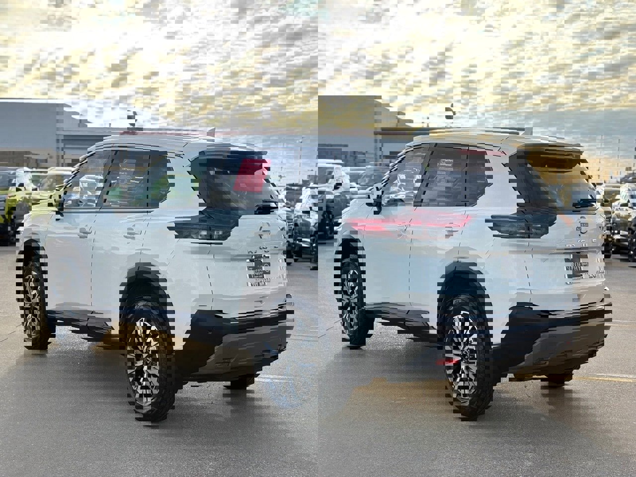 Certified 2023 Nissan Rogue SV image 7