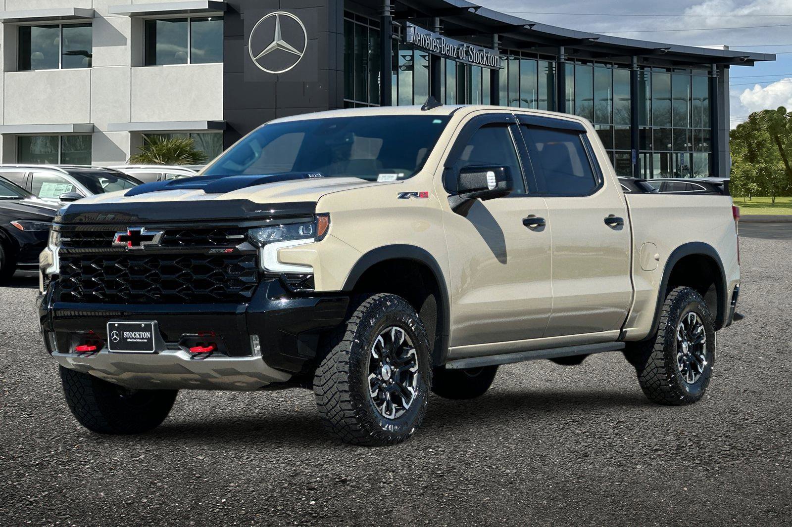 Used 2022 Chevrolet Silverado 1500 ZR2 image 8