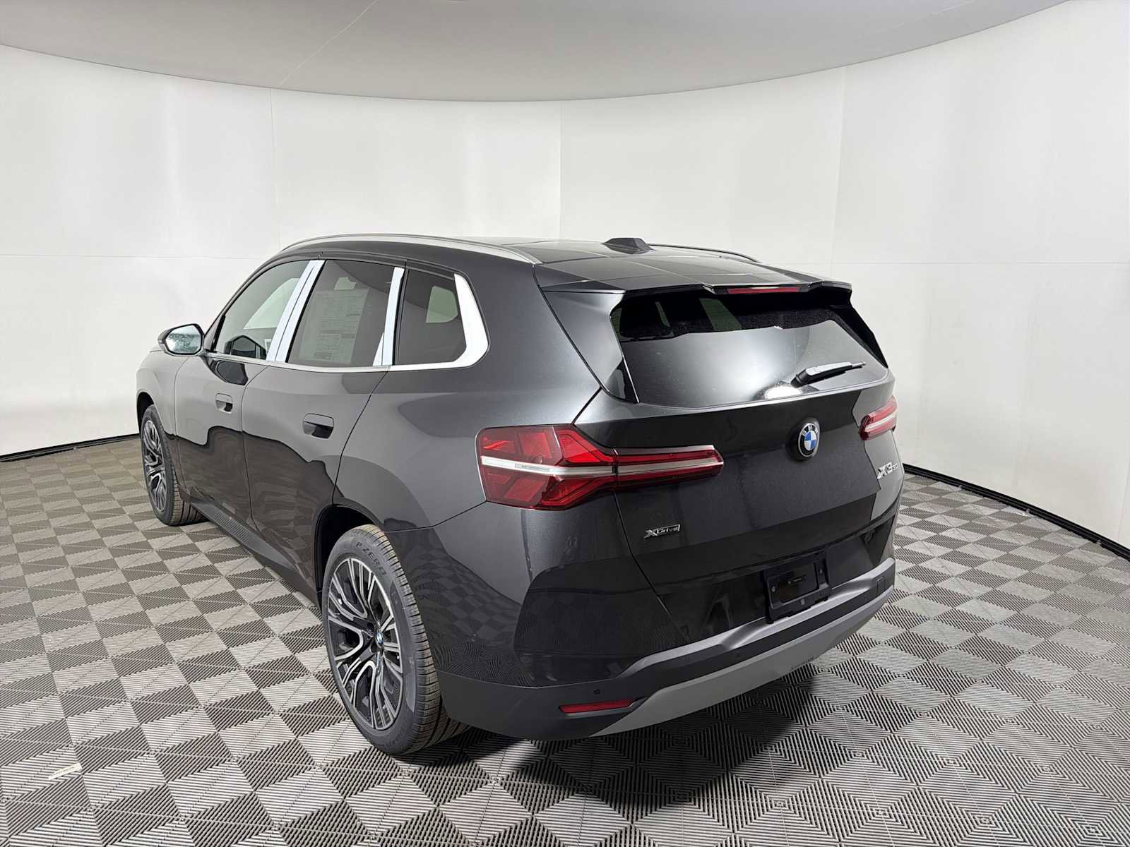 New 2026 BMW X3 xDrive30 w/ Convenience Package AWD/4WD image 3
