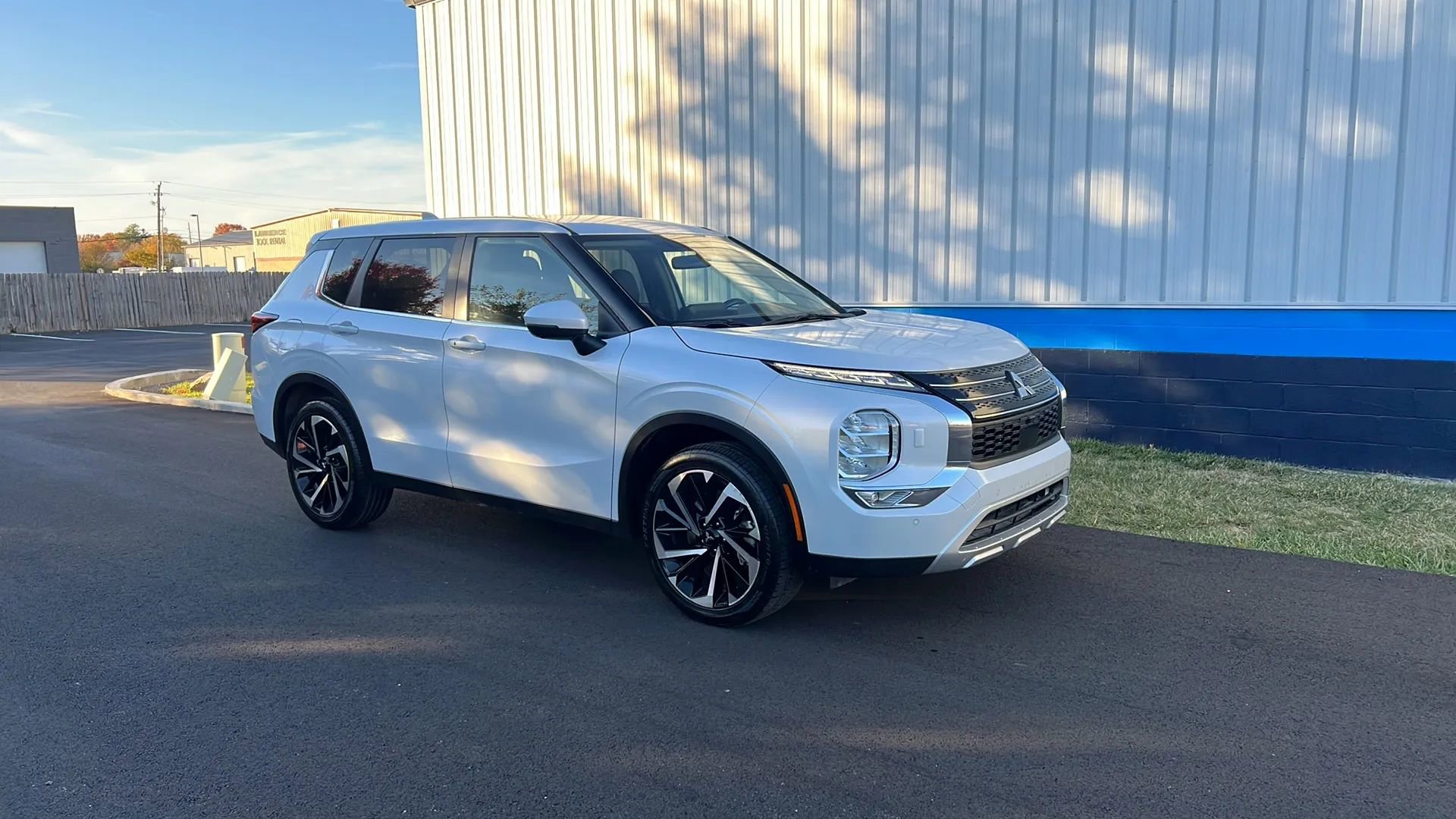 Used 2024 Mitsubishi Outlander Ralliart image 3