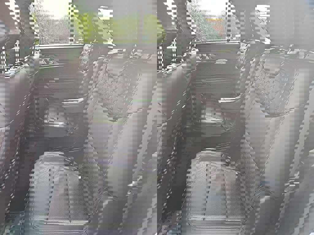 Used 2025 Ford Explorer Platinum w/ LUX Leather Package image 26