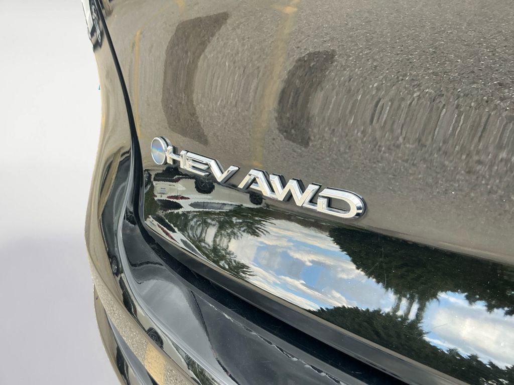 Certified 2024 Toyota Crown XLE AWD/4WD image 24