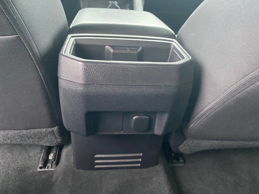 Used 2025 Toyota Tacoma SR5 RWD image 26